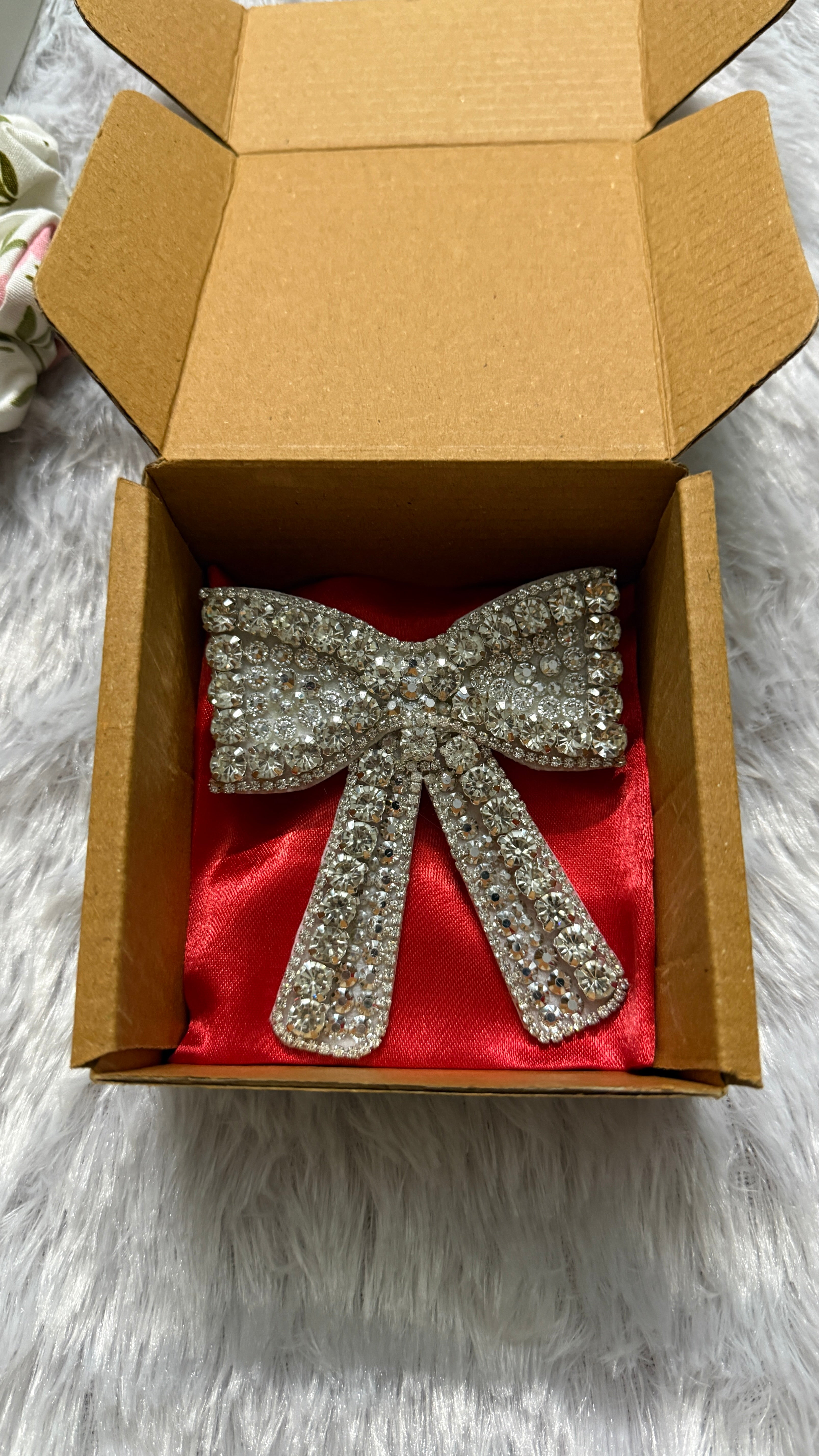 Diamond Studded Bow (M size)