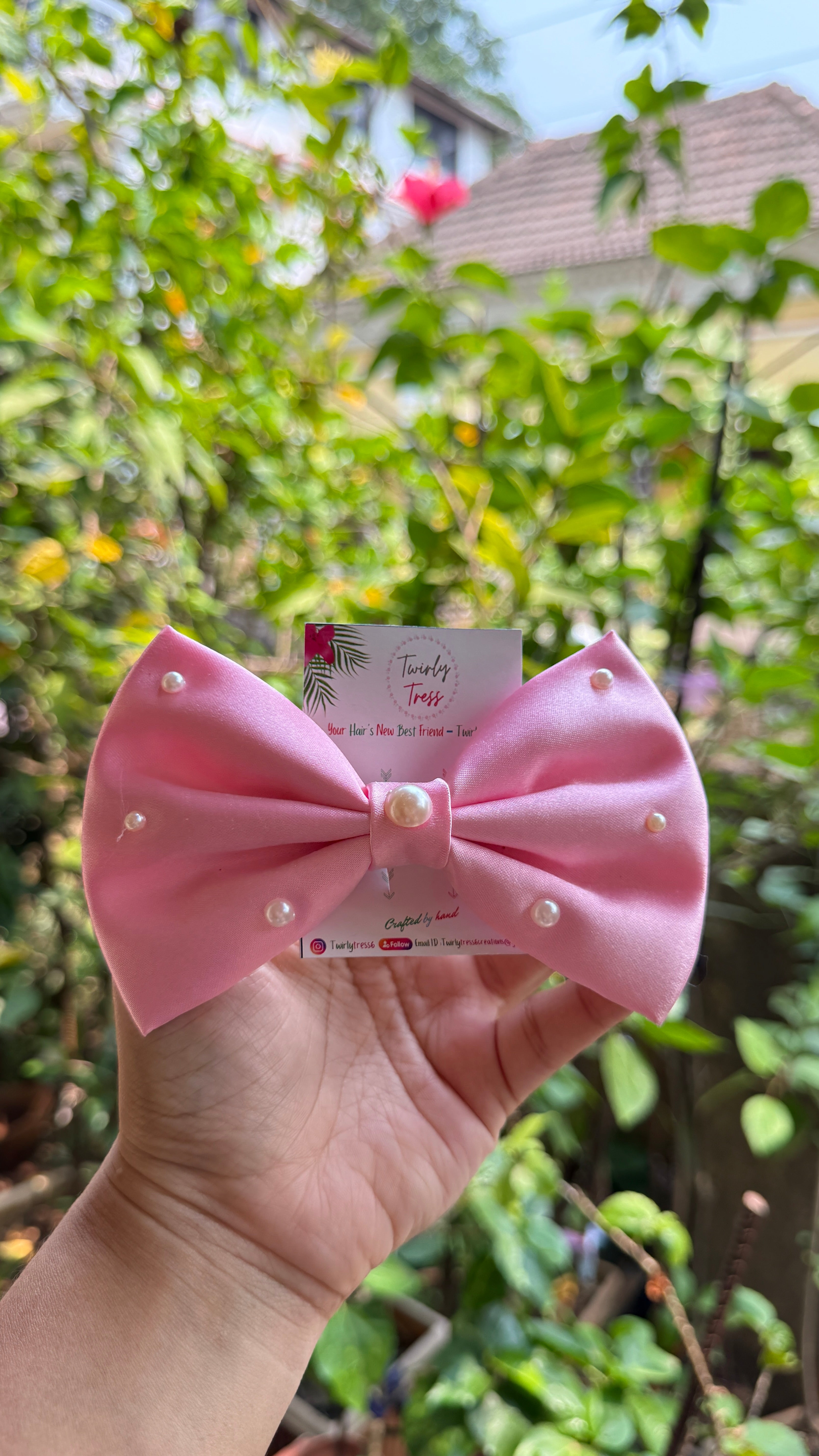 Satin Classic Pearl Bow