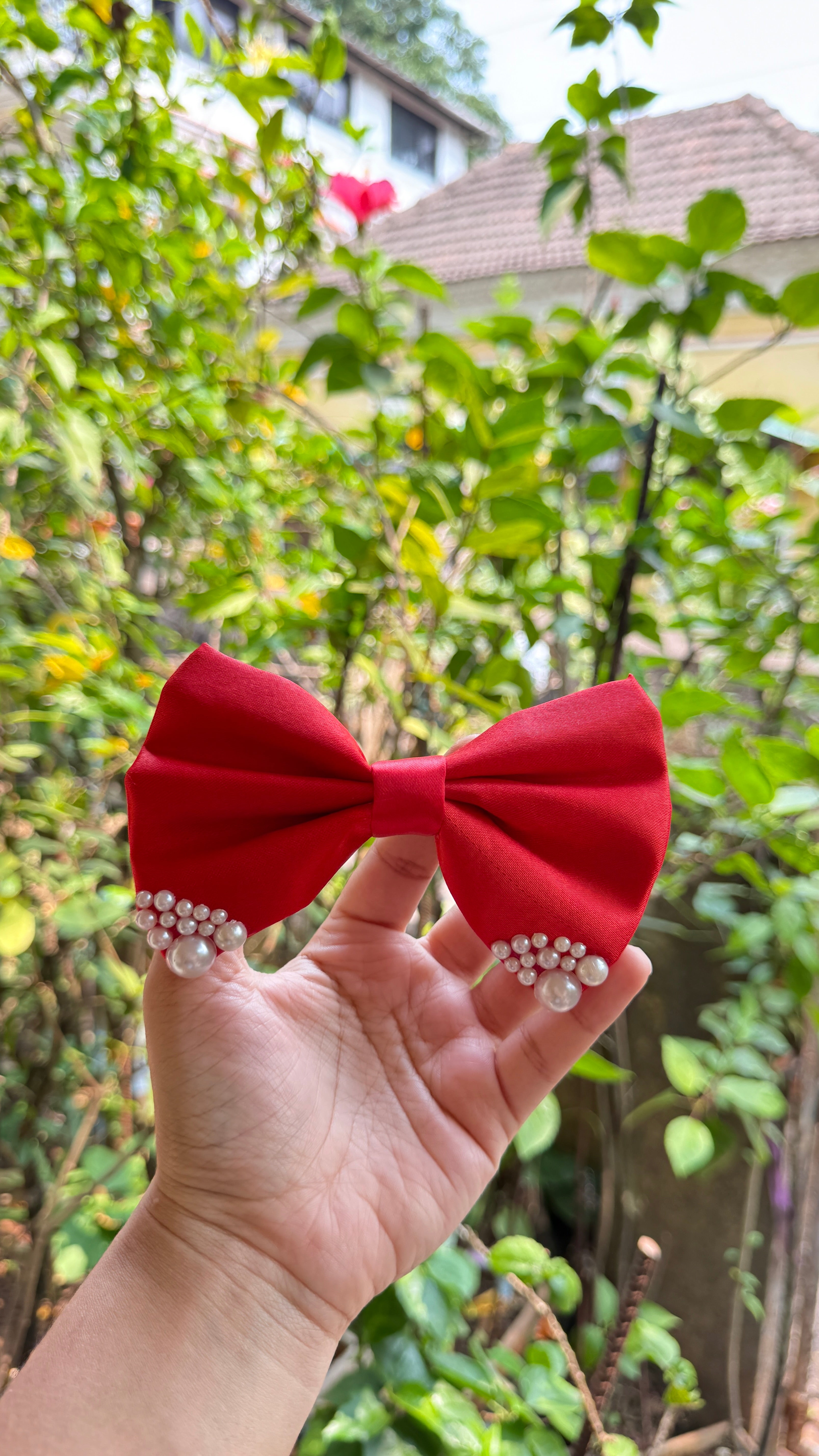 Satin Classic Pearl Bow
